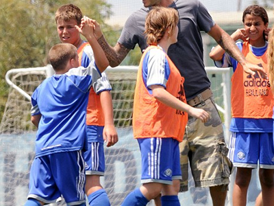 Καν’ το όπως ο… μπαμπάς Μπέκαμ