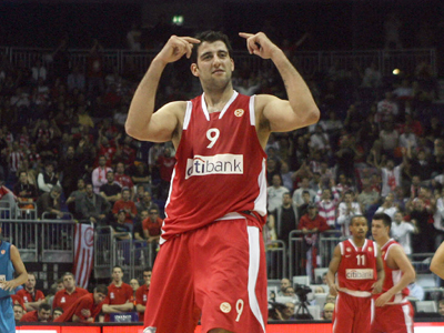 Θύμα «πράσινων» χάκερ στο facebook ο Μπουρούσης