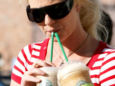 Δύο – δύο πίνει τους καφέδες η Μπρίτνεϊ