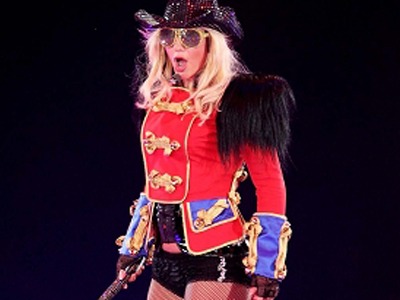 Ευτραφής στριπτιζέζ έφερε τα πάνω – κάτω στο ”Βρετανία Έχεις Ταλέντο”