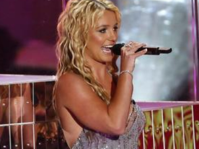 Αυλαία στα βραβεία του MTV με τη Μπρίτνεϊ Σπίαρς