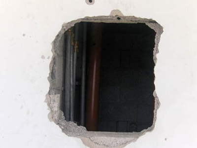 Έσπασαν τοίχους και ξήλωσαν το χρηματοκιβώτιο του «Καν-Καν»