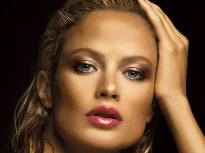 Λάμψτε με τα μυστικά του μπρόνζερ!