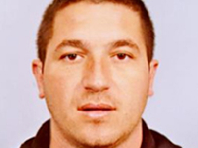 Πατέρας αποκεφάλισε τους γιους του και έκαψε το σπίτι του