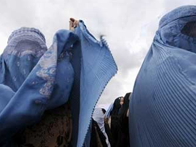 Φοράνε μπούρκα για να πιάνουν… τους κλέφτες