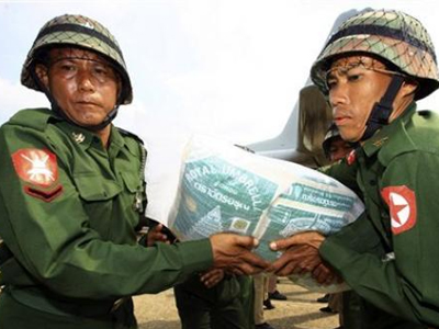 Η Βιρμανία “άνοιξε την πόρτα”