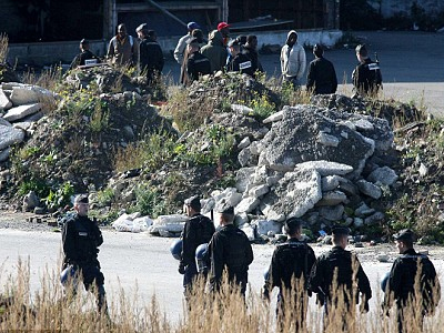 Εκατοντάδες συλλήψεις μεταναστών στη Γαλλία