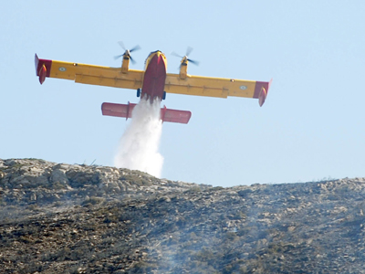 Σε ύφεση η φωτιά στο Μαίναλο