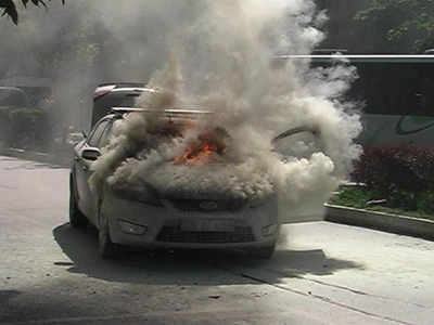 Έκρηξη σε αυτοκίνητο του Erdogan