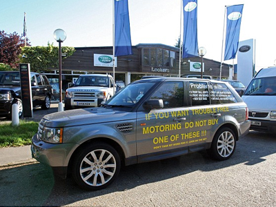 «Διαφήμισε» τα προβλήματα του νέου του οχήματος