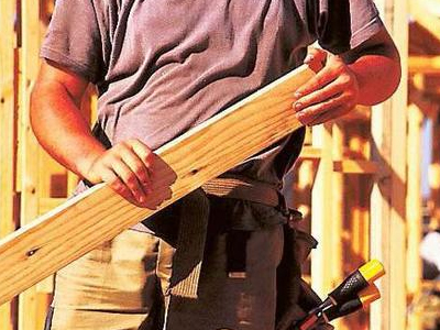 Έκοψε … το μόριό του με πριόνι