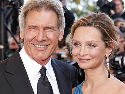 Ευτυχισμένος ο Χάρισον Φορντ στο πλευρό της Καλίστα Φλόκχαρτ