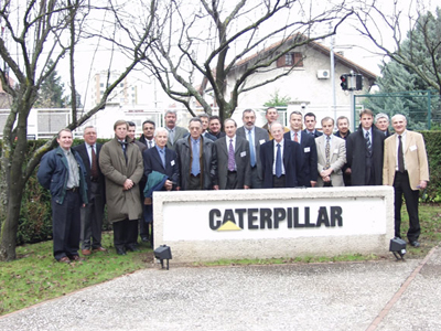 Εργαζόμενοι της Caterpillar κρατούν ομήρους διευθυντικά στελέχη