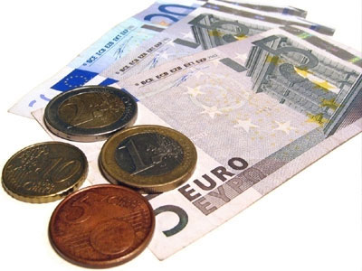 Χαλαρώνει η πίεση στην Ευρωζώνη