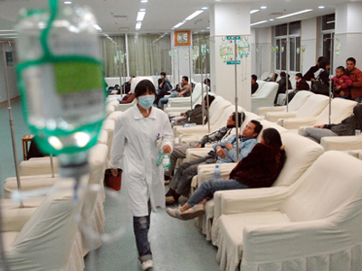 Δεκάδες στο νοσοκομείο με τροφική δηλητηρίαση στην Κίνα