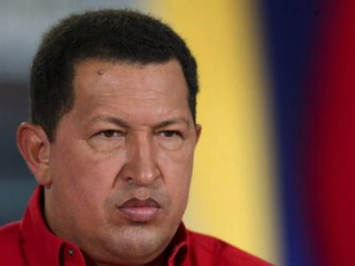 Ανεβάζει τους τόνους κατά Μπους ο Τσάβες