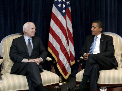 Σε φιλικό κλίμα η πρώτη συνάντηση Ομπάμα – Μακέιν