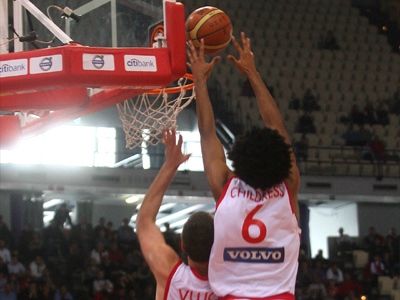 Φινάλε με νίκη και ρεκόρ για τον Ολυμπιακό, 80-70 το Μαρούσι