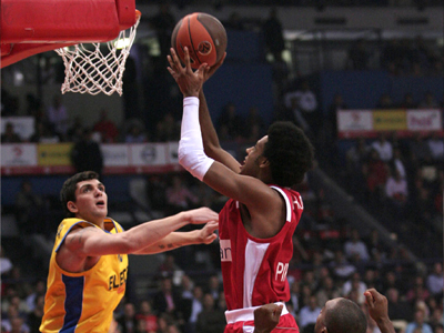 Νίκη-κορυφής για τον Ολυμπιακό