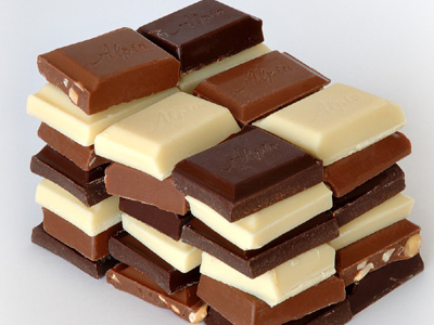 Φάε τη σοκολάτα σου