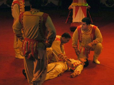 Ακροβάτης τσίρκου τραυματίστηκε την ώρα της παράστασης