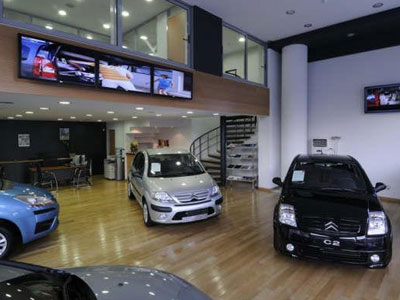 Η Citro&euml;n πάει στο Φάληρο