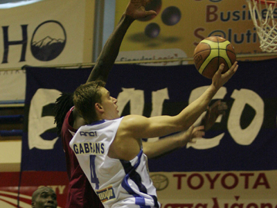 Εκμεταλλεύτηκε την έδρα του το Αιγάλεω