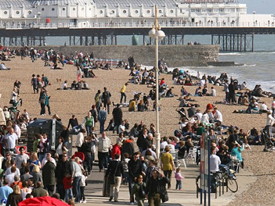 Daily Mail: ”Πιο ζεστά και από την Ελλάδα”