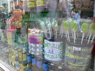 Κάρτα χρήστη ελαφρών ναρκωτικών ουσιών θα εκδώσουν ολλανδικές πόλεις