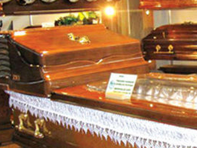 Έκλεψαν φέρετρα με κλιματισμό. Δεν είναι κάποιο «κρύο» αστείο…