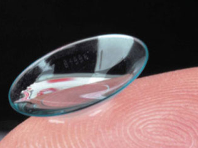 Προσοχή στη χρήση φακών επαφής