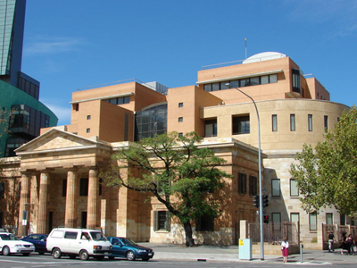 Ο δικαστής κοιμόταν!