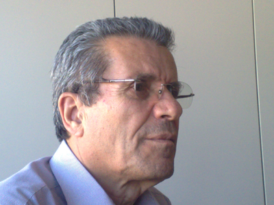 Όταν ο Πλάτωνας συνάντησε τον Καραμανλή και ο Μεγαλέξανδρος το φίδι της Αλαμάνας…