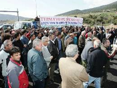 Κλείνουν την Εγνατία οι δασεργάτες