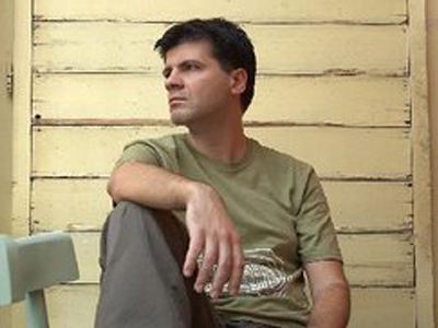 Ο Φοίβος Δεληβοριάς σε μια μοναδική συναυλία στο Αττικό Άλσος