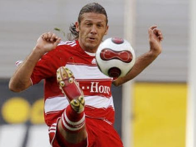 Ανανέωσε στην Μπάγερν ο Ντεμικέλις