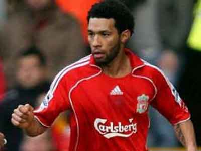 Στη Real Zaragoza  για τρία χρόνια ο Pennant