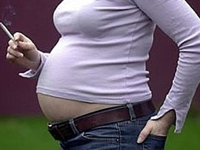 Το κάπνισμα κατά την κύηση επηρεάζει τη θυρεοειδική λειτουργία