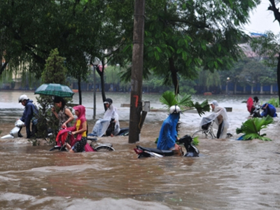 Πάνω από 20 νεκροί στο Βιετνάμ από την κακοκαιρία