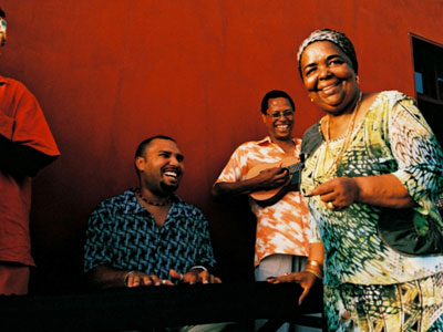 Μάγεψε η “Ξυπόλητη Ντίβα”