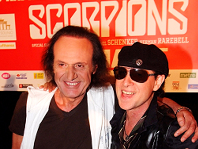 SCORPIONS &ΒΑΣΙΛΗΣ ΠΑΠΑΚΩΝΣΤΑΝΤΙΝΟΥ