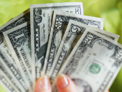 «Έφαγαν» τα λεφτά των επαγγελματικών ταμείων του πλανήτη