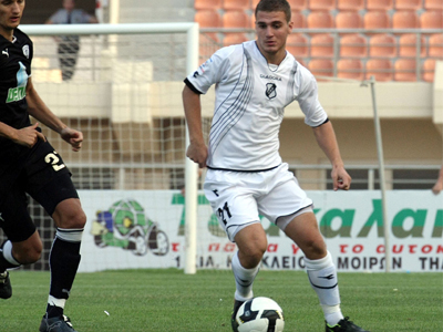 Άρχισαν οι αποχωρήσεις στον ΟΦΗ