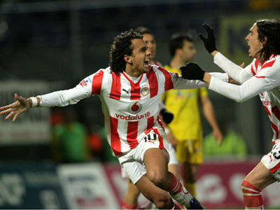 «Βλέπει» τελικό ο Ολυμπιακός 2-2 με Αστέρα στην Τρίπολη