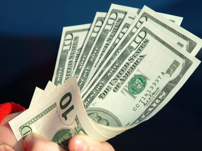 Αγοράζει τοξικά η αμερικανική κυβέρνηση