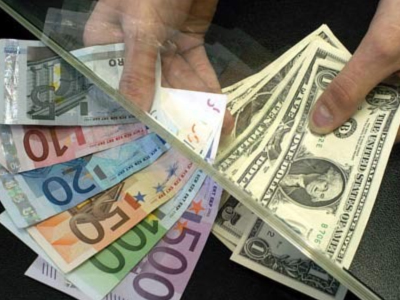 Ανησυχητική βουτιά του ευρώ έναντι του δολαρίου