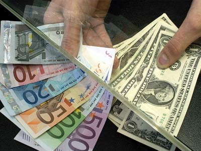 Συζητήσεις για αντικατάσταση του δολαρίου στις διεθνείς συναλλαγές