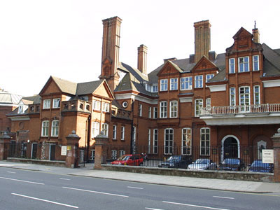 Αυξάνονται γοργά οι Βρετανοί που χάνουν τα σπίτια τους