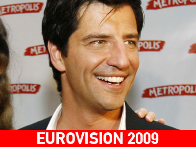 Η συνάντηση του Σάκη με τον Έλληνα πρέσβη