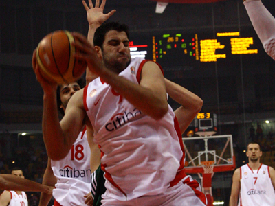 Μπουρούσης: «Έδεσε» για τρία χρόνια στο λιμάνι